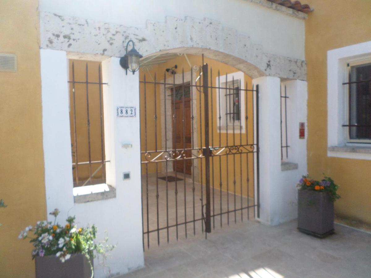 Maison Mimosa Salernes Exterior photo
